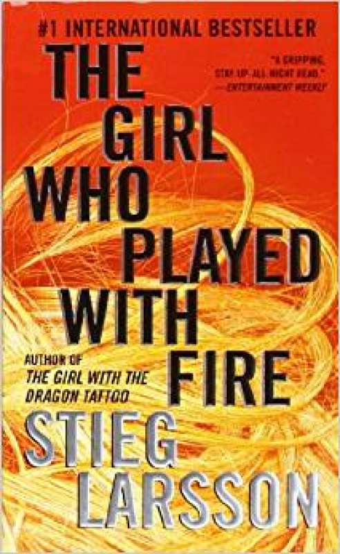 Livro The Girl who played with fire (em inglês) - Stieg Larsson